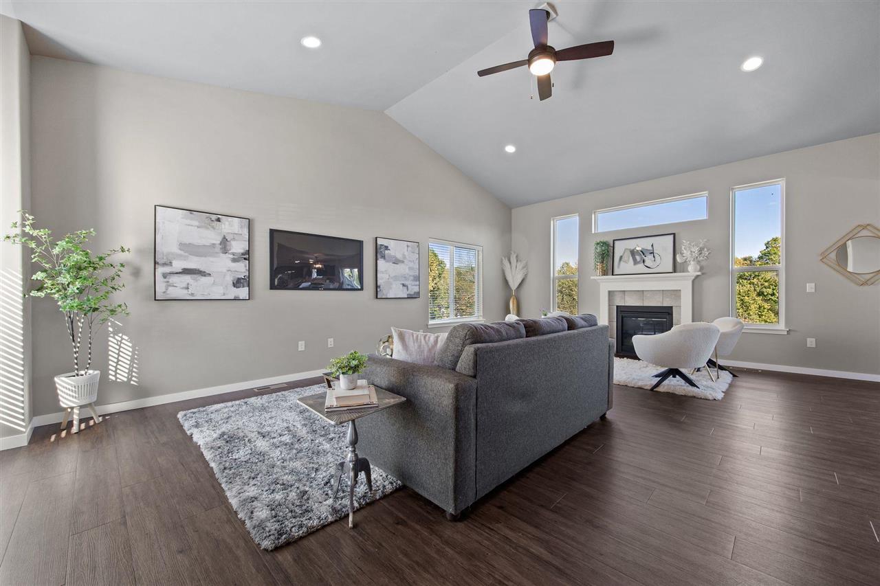 856 N 1st Avenue Iowa City IA 52245