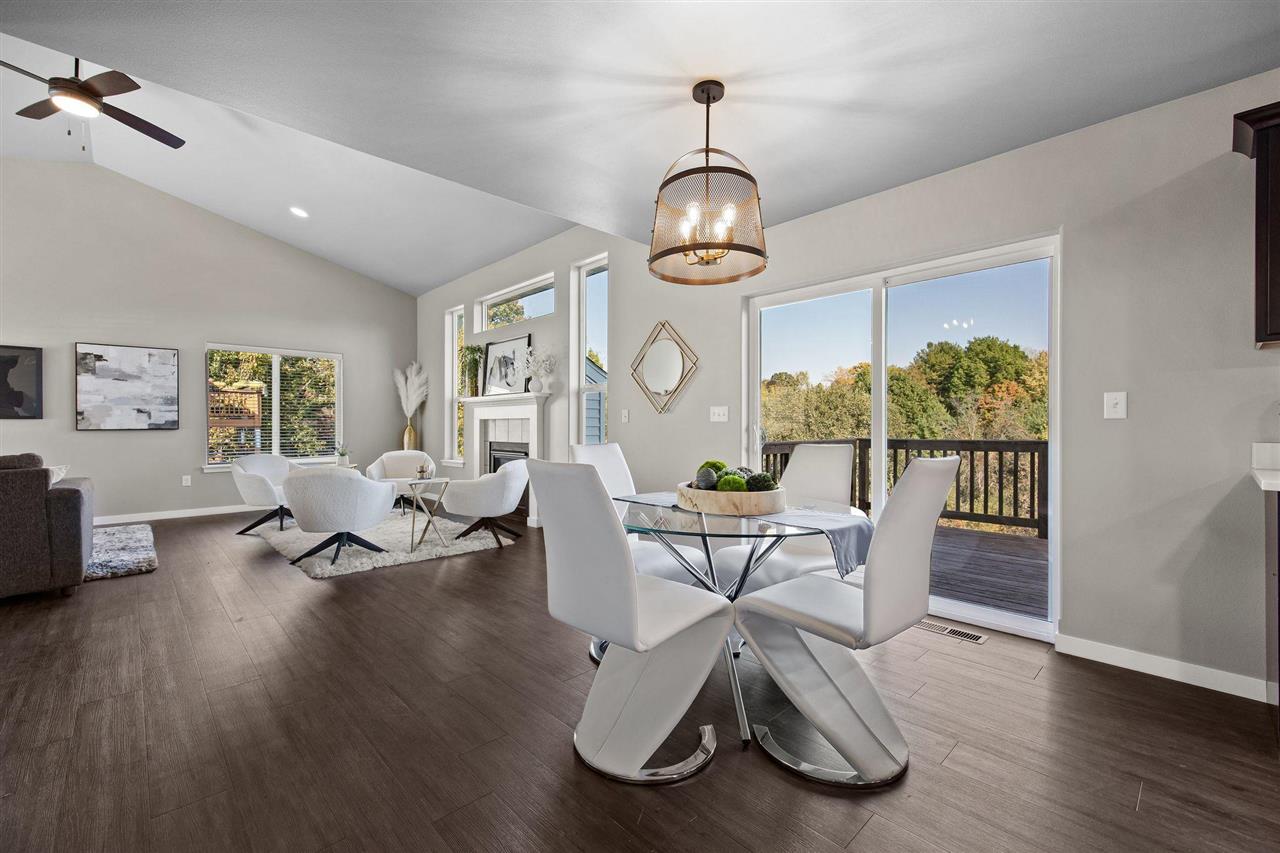 856 N 1st Avenue Iowa City IA 52245