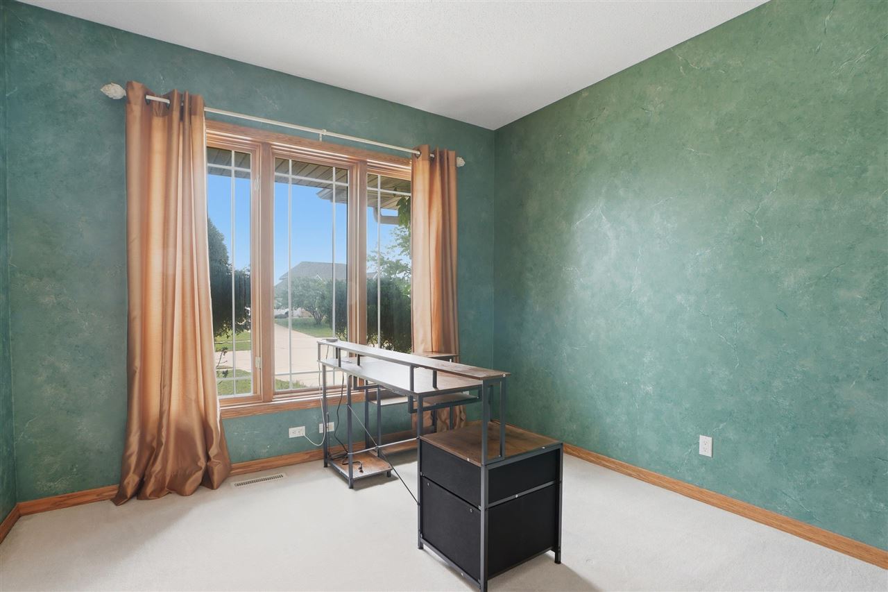 7012 Deer Horn Trail Cedar Rapids IA 52411