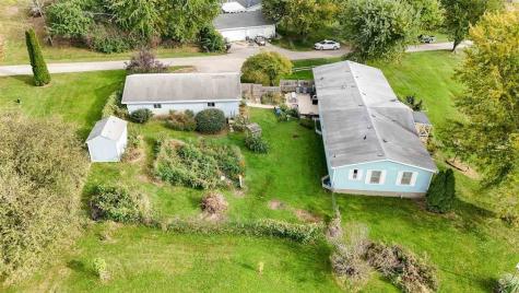 1407 244th Avenue Lisbon IA 52253