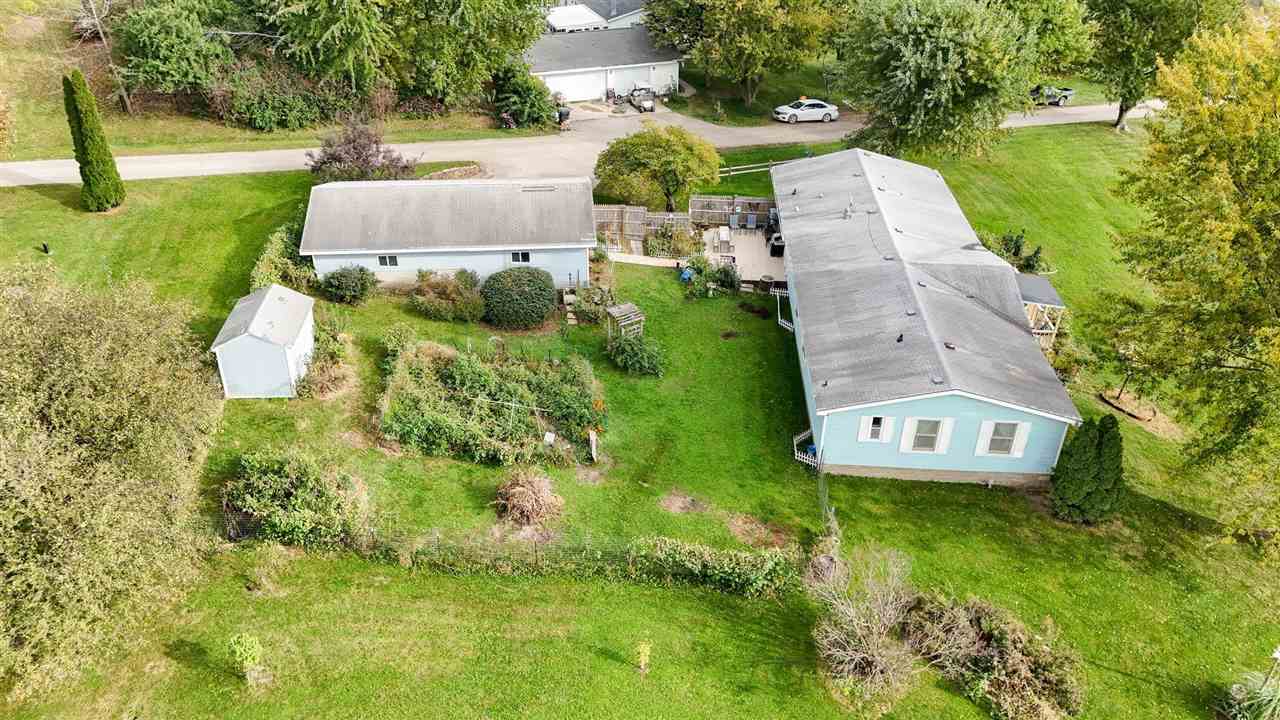 1407 244th Avenue Lisbon IA 52253