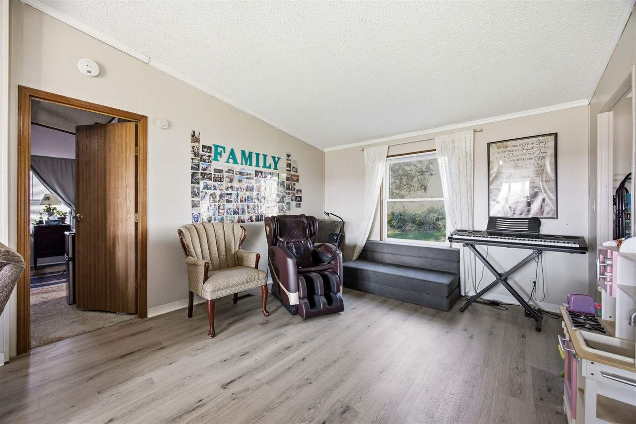 1407 244th Avenue Lisbon IA 52253