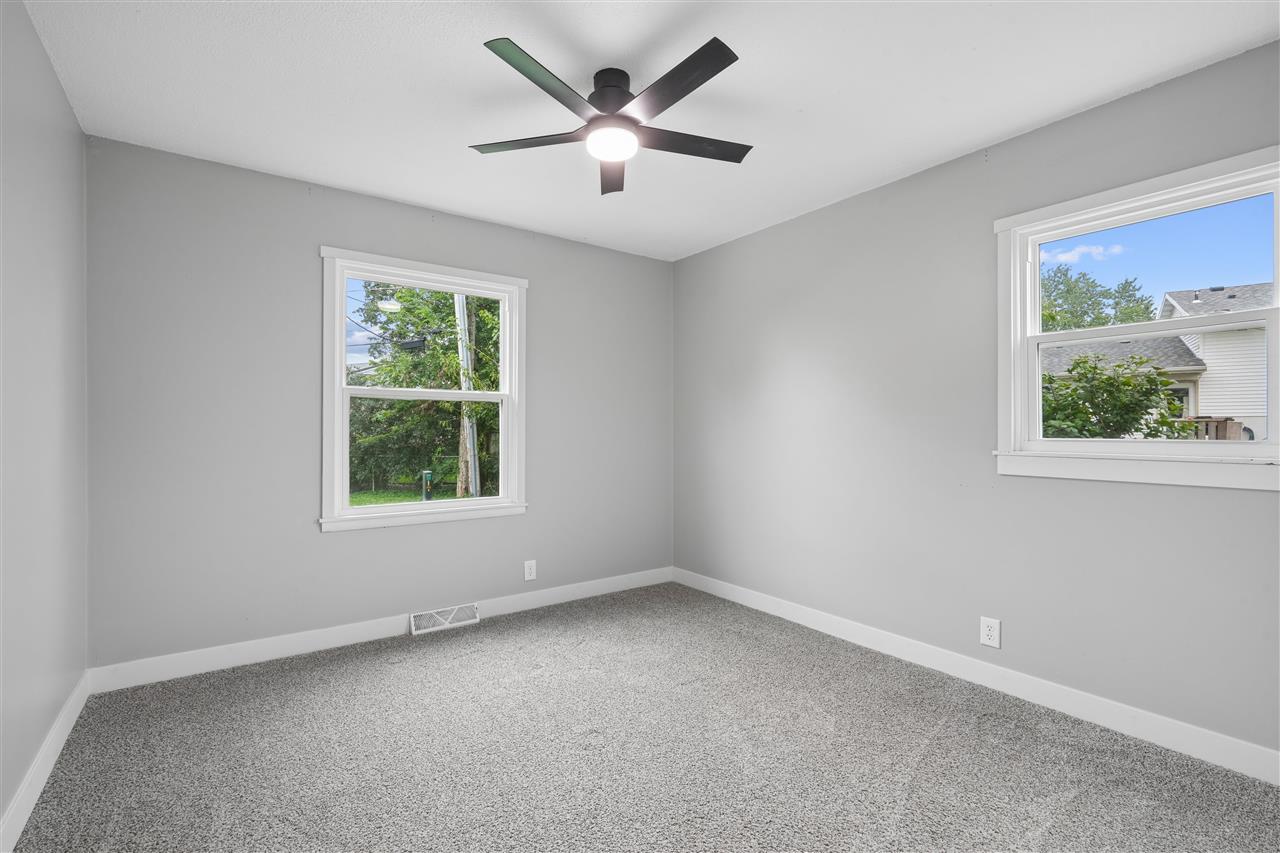311 Cherry Hill Road NW Cedar Rapids IA 52405