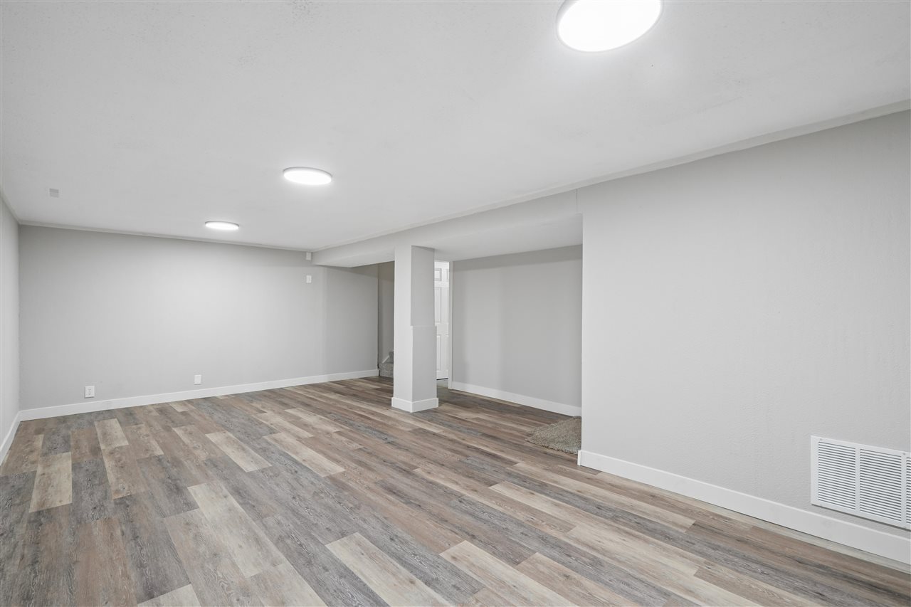 311 Cherry Hill Road NW Cedar Rapids IA 52405