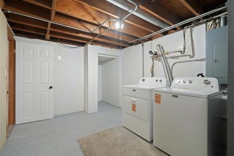 311 Cherry Hill Road NW Cedar Rapids IA 52405