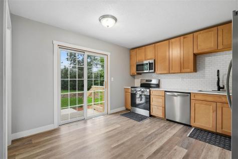 311 Cherry Hill Road NW Cedar Rapids IA 52405