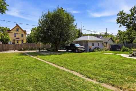 1531 Bever Avenue SE Cedar Rapids IA 52403