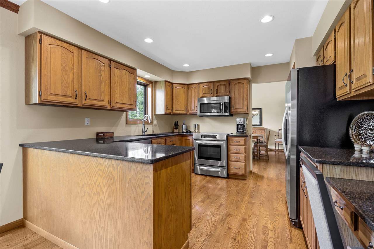 3120 Falcon Drive NE Cedar Rapids IA 52402