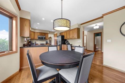 3120 Falcon Drive NE Cedar Rapids IA 52402