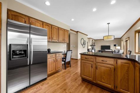 3120 Falcon Drive NE Cedar Rapids IA 52402