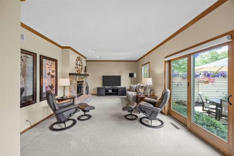 3120 Falcon Drive NE Cedar Rapids IA 52402