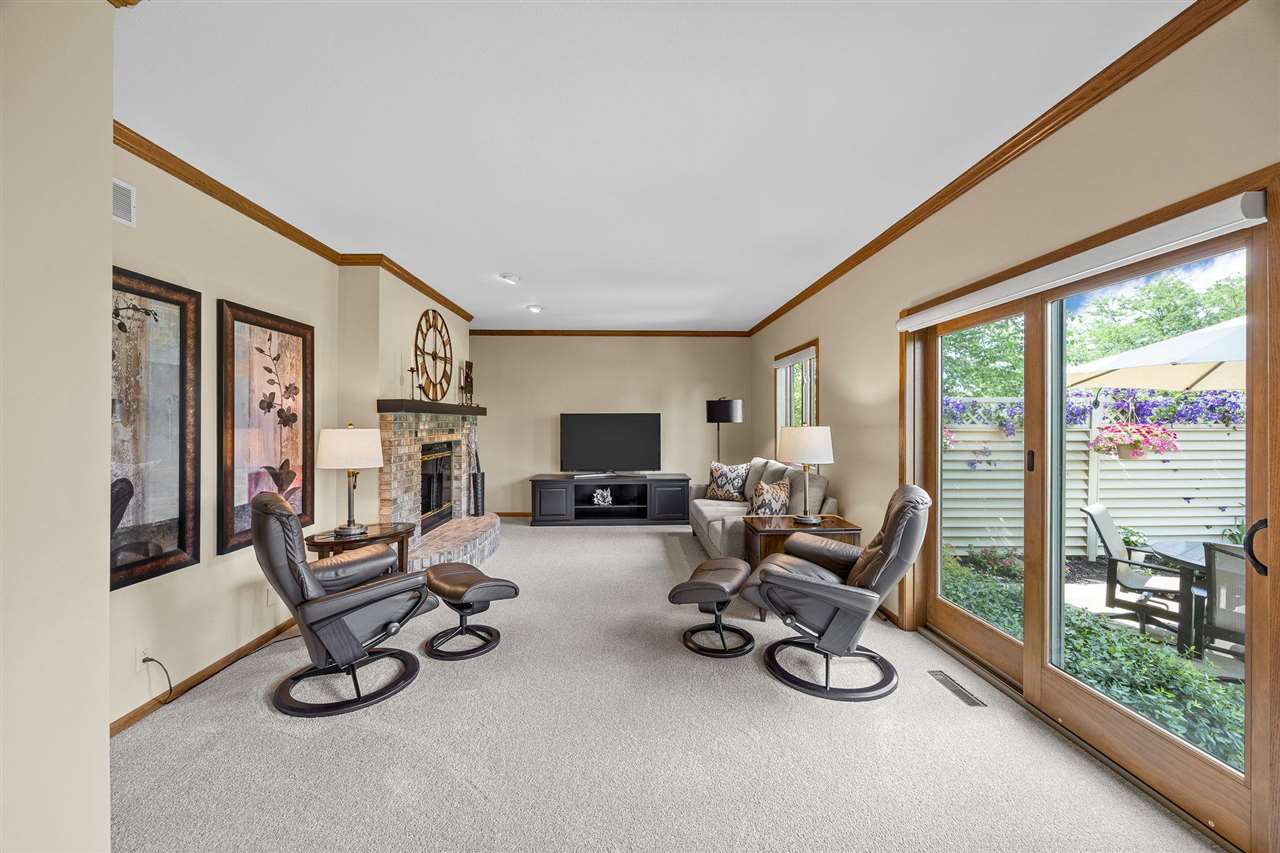 3120 Falcon Drive NE Cedar Rapids IA 52402