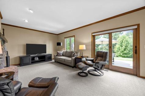 3120 Falcon Drive NE Cedar Rapids IA 52402