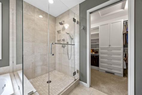 3120 Falcon Drive NE Cedar Rapids IA 52402