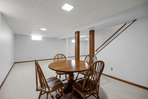 3120 Falcon Drive NE Cedar Rapids IA 52402