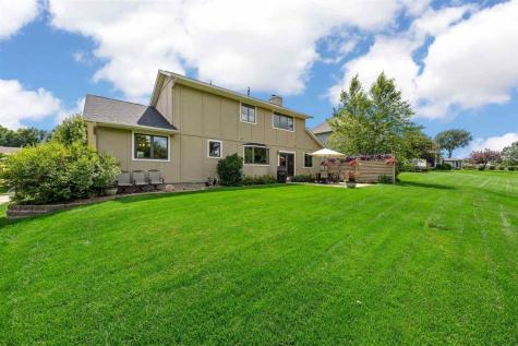 3120 Falcon Drive NE Cedar Rapids IA 52402