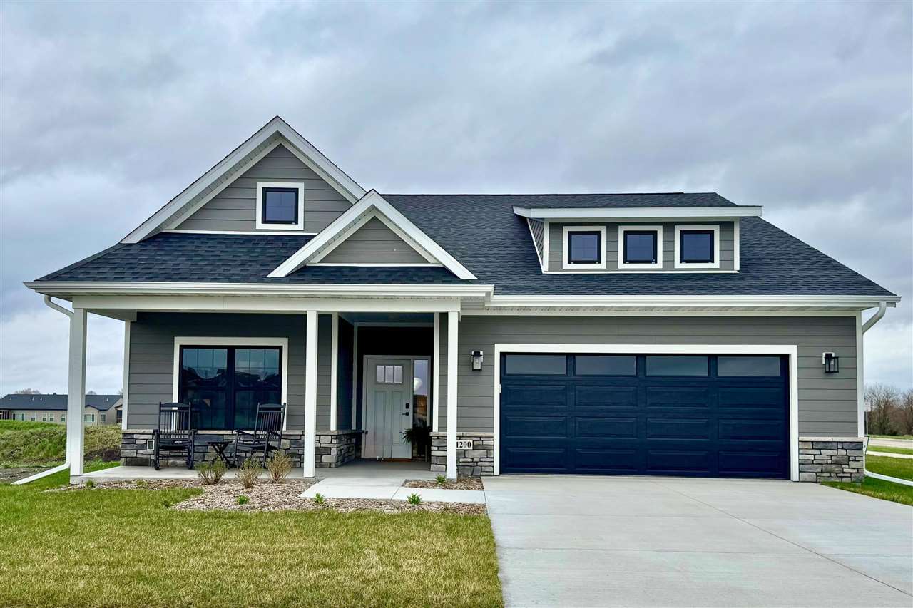 1200 Roosevelt Circle North Liberty IA 52317
