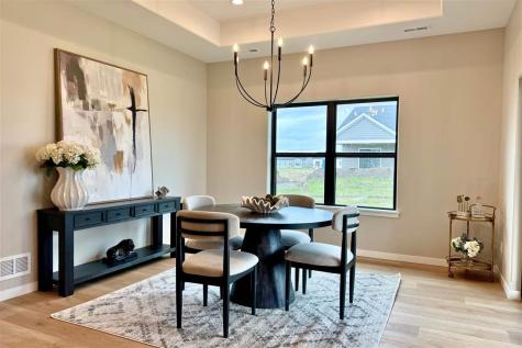 1200 Roosevelt Circle North Liberty IA 52317