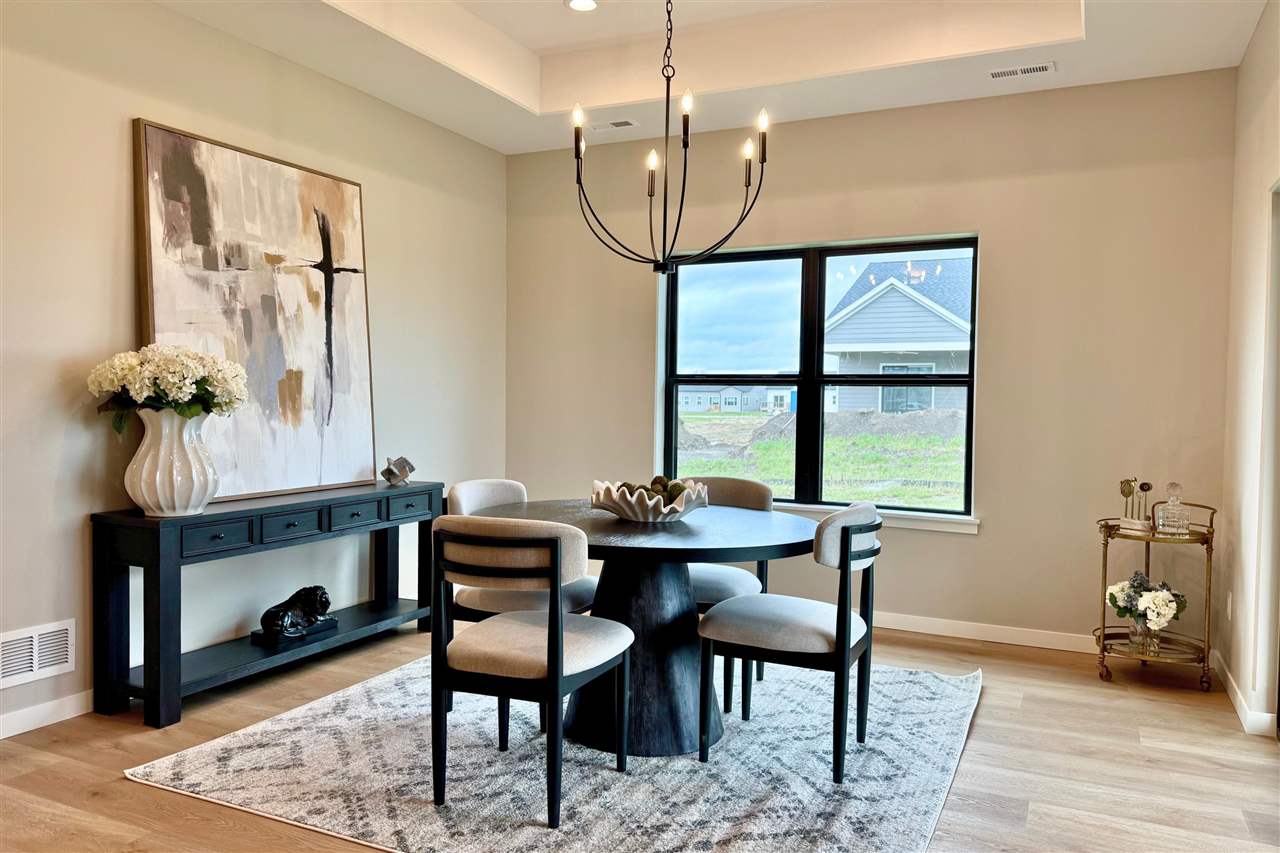 1200 Roosevelt Circle North Liberty IA 52317