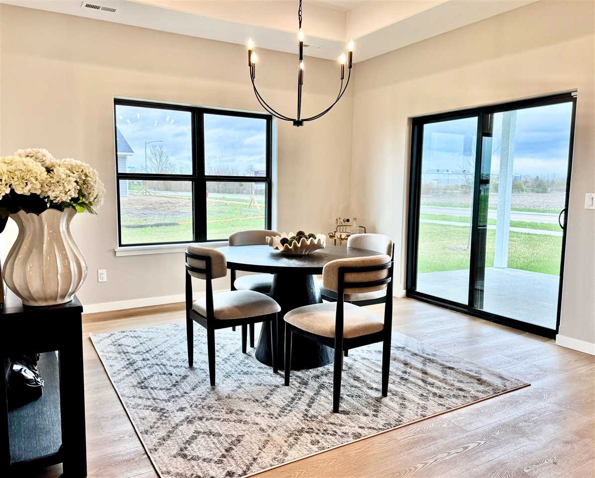 1200 Roosevelt Circle North Liberty IA 52317