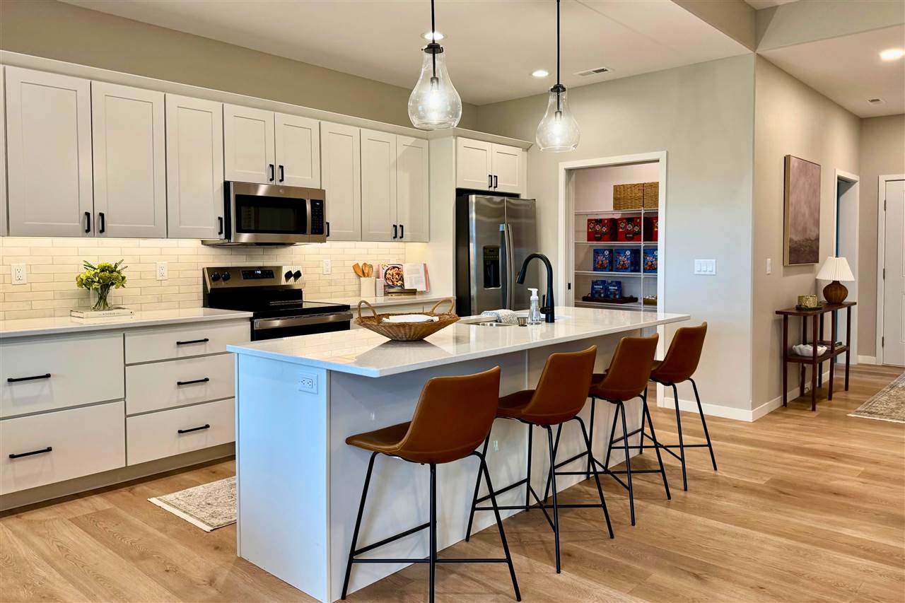 1200 Roosevelt Circle North Liberty IA 52317