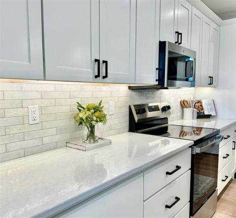 1200 Roosevelt Circle North Liberty IA 52317