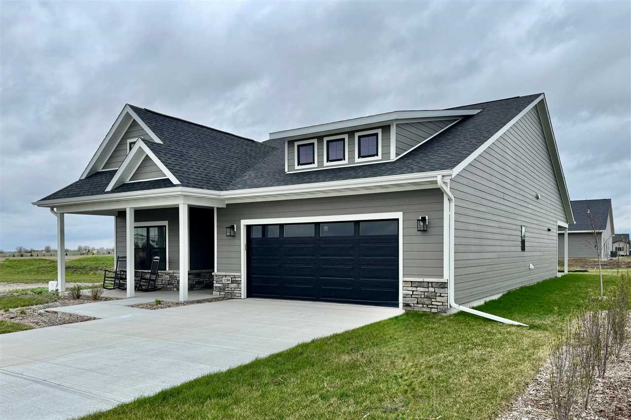 1200 Roosevelt Circle North Liberty IA 52317