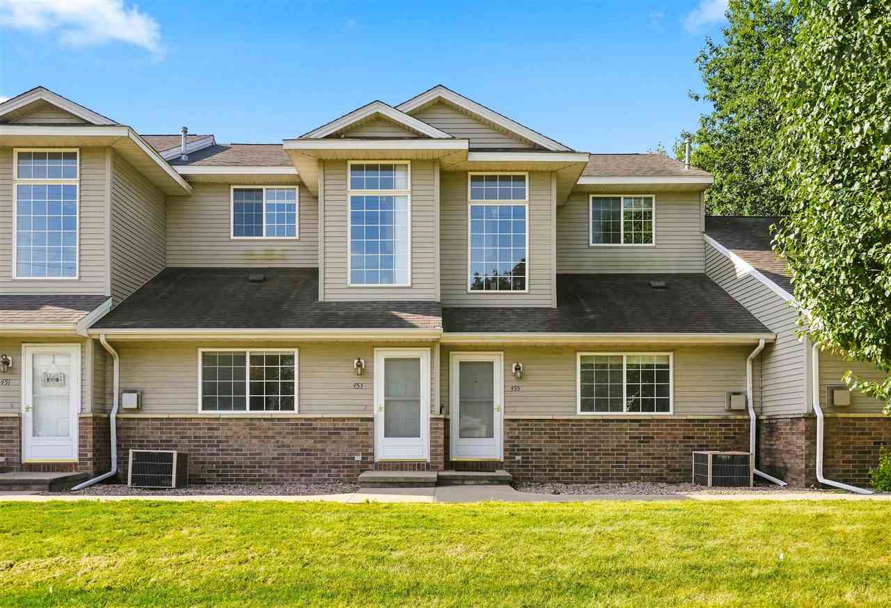 453 W Zeller Street North Liberty IA 52317