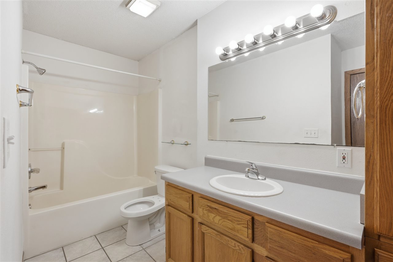 453 W Zeller Street North Liberty IA 52317