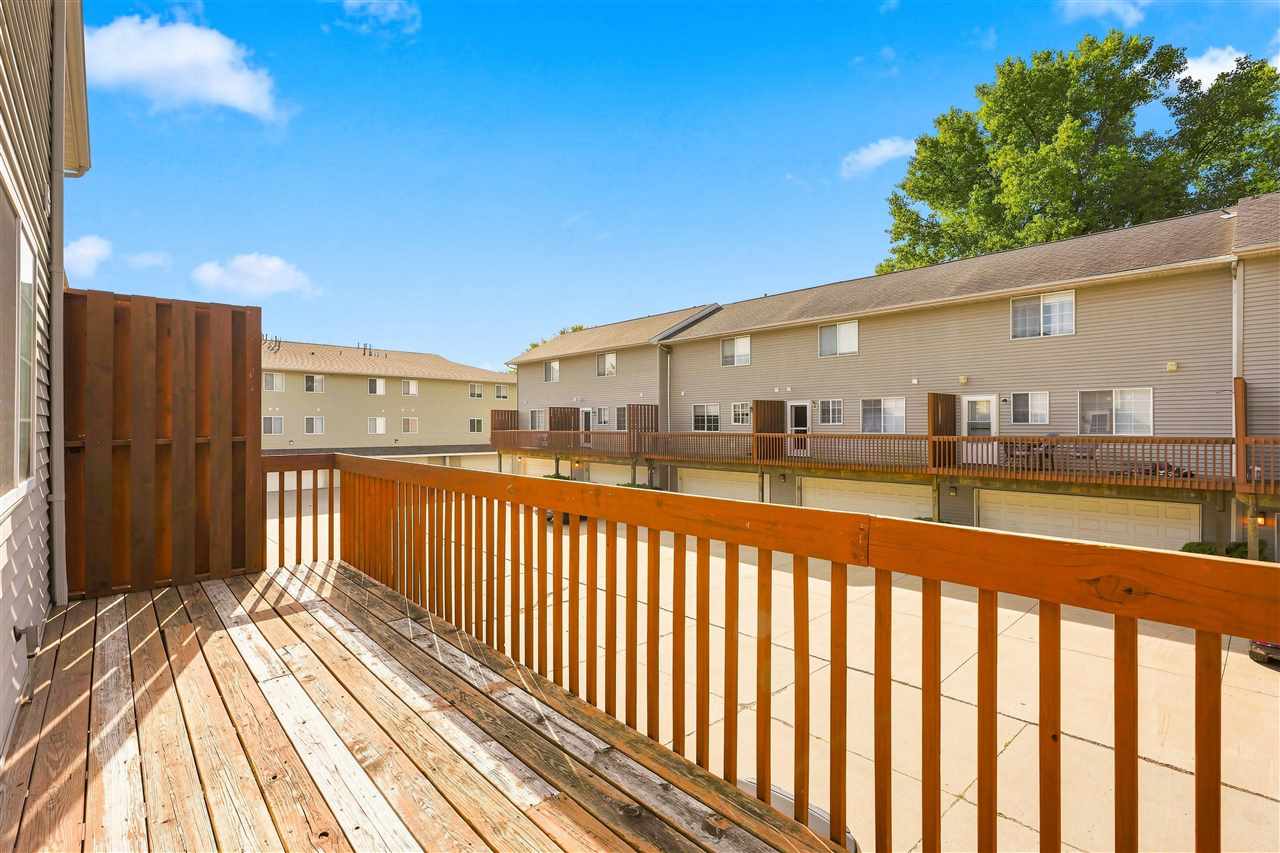453 W Zeller Street North Liberty IA 52317