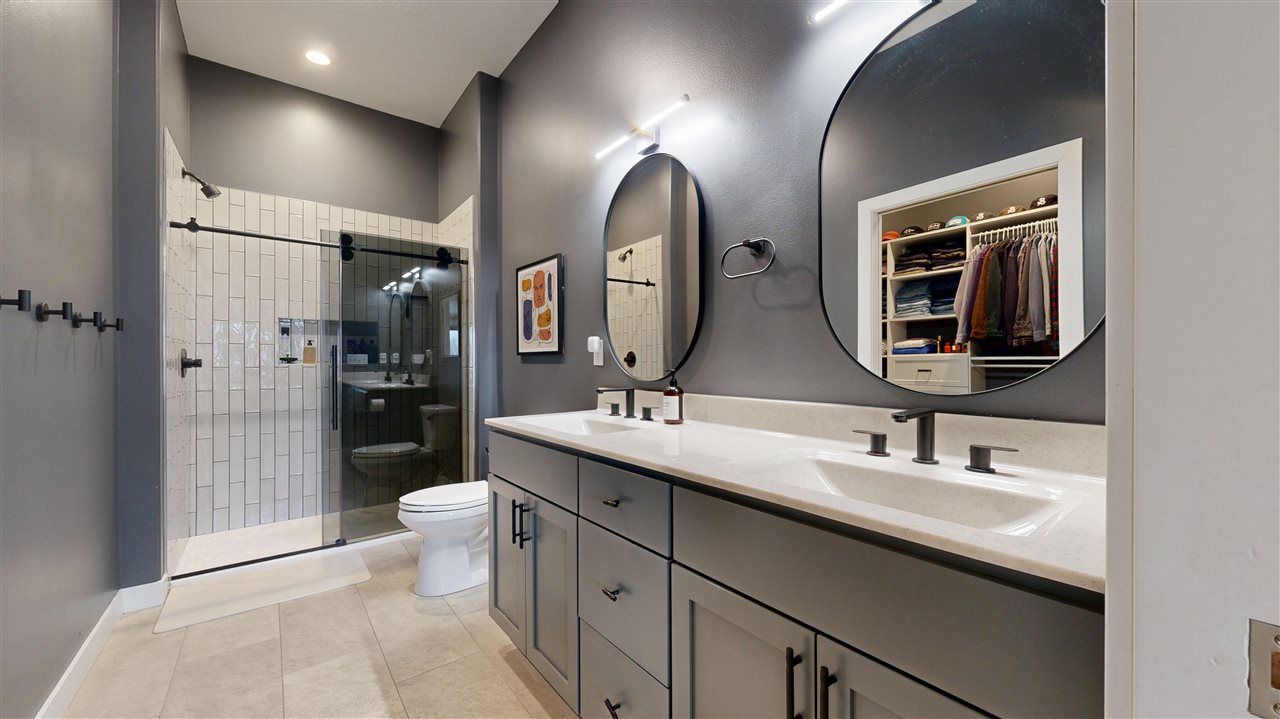 3978 Grindstone Drive Iowa City IA 52240