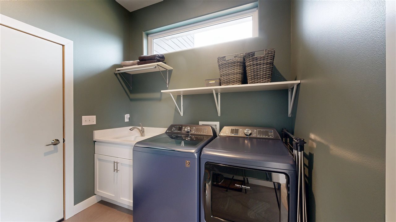3978 Grindstone Drive Iowa City IA 52240