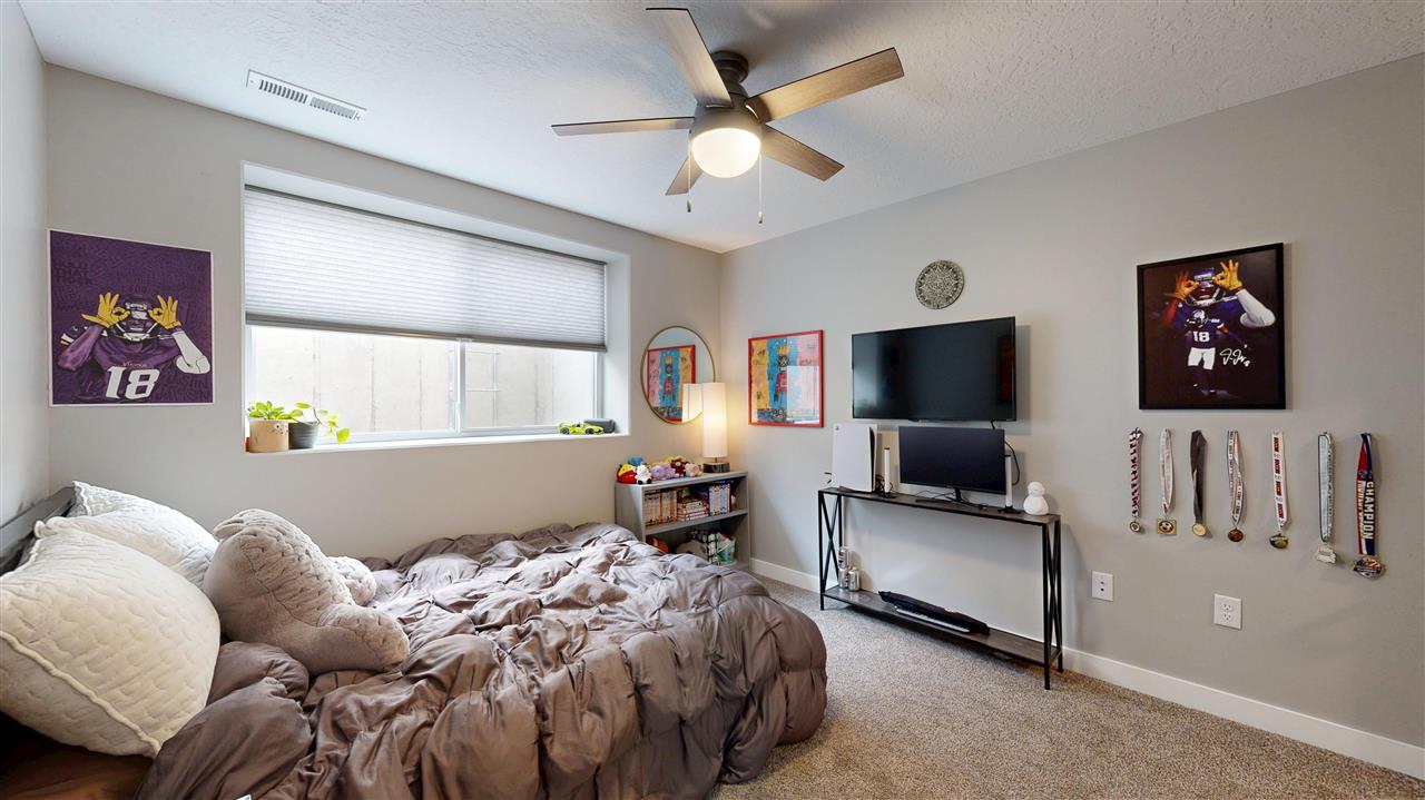 3978 Grindstone Drive Iowa City IA 52240