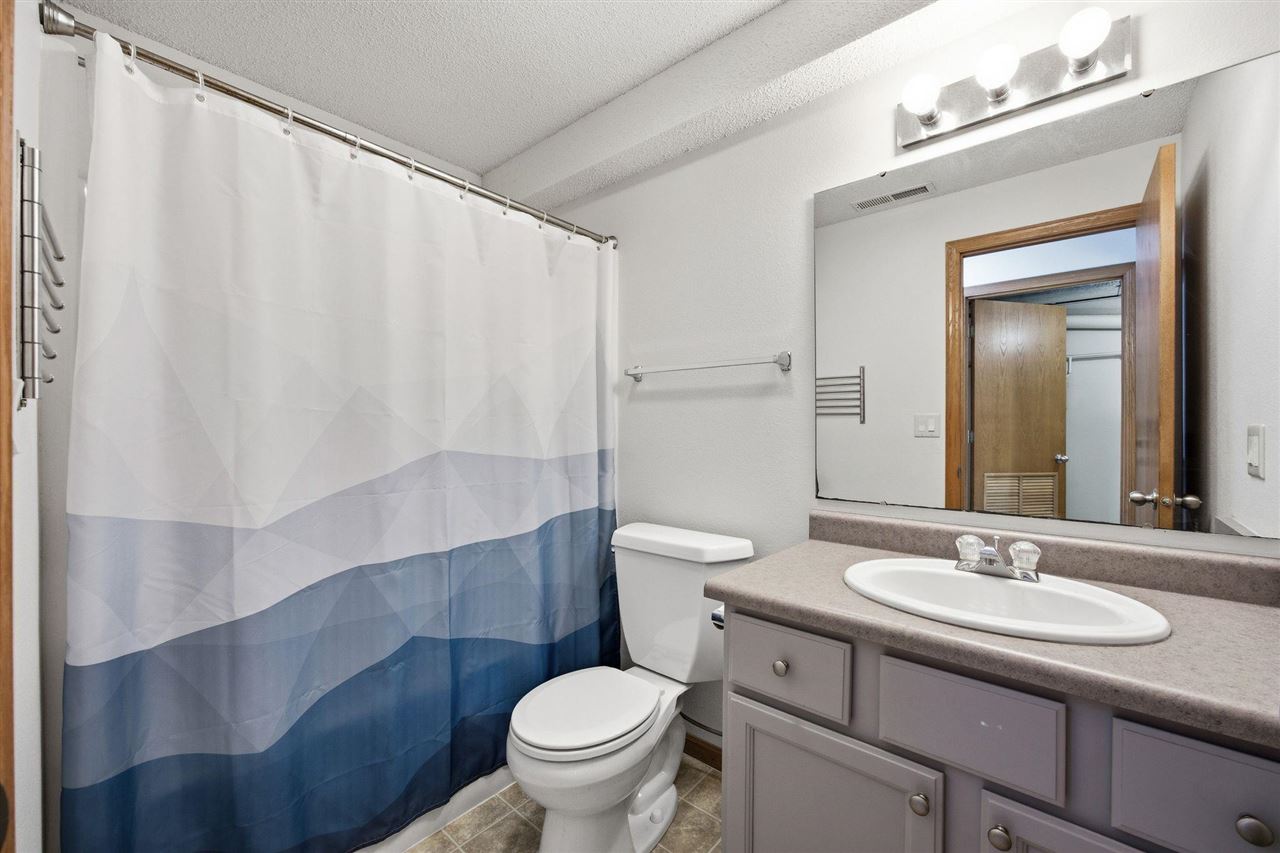 1748 Parkway Drive Coralville IA 52241