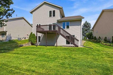 1748 Parkway Drive Coralville IA 52241