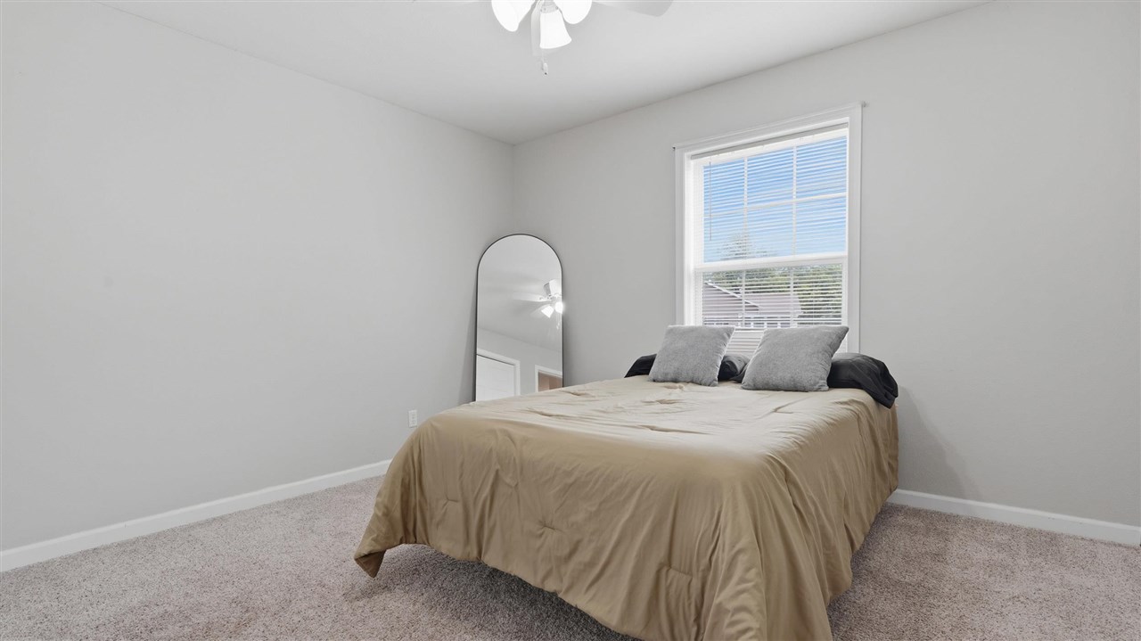 2166 Stewart Drive Washington IA 52353