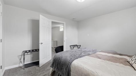 2166 Stewart Drive Washington IA 52353