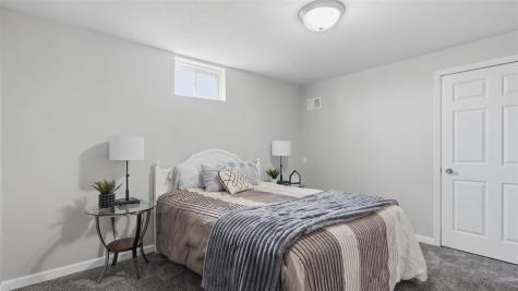 2166 Stewart Drive Washington IA 52353