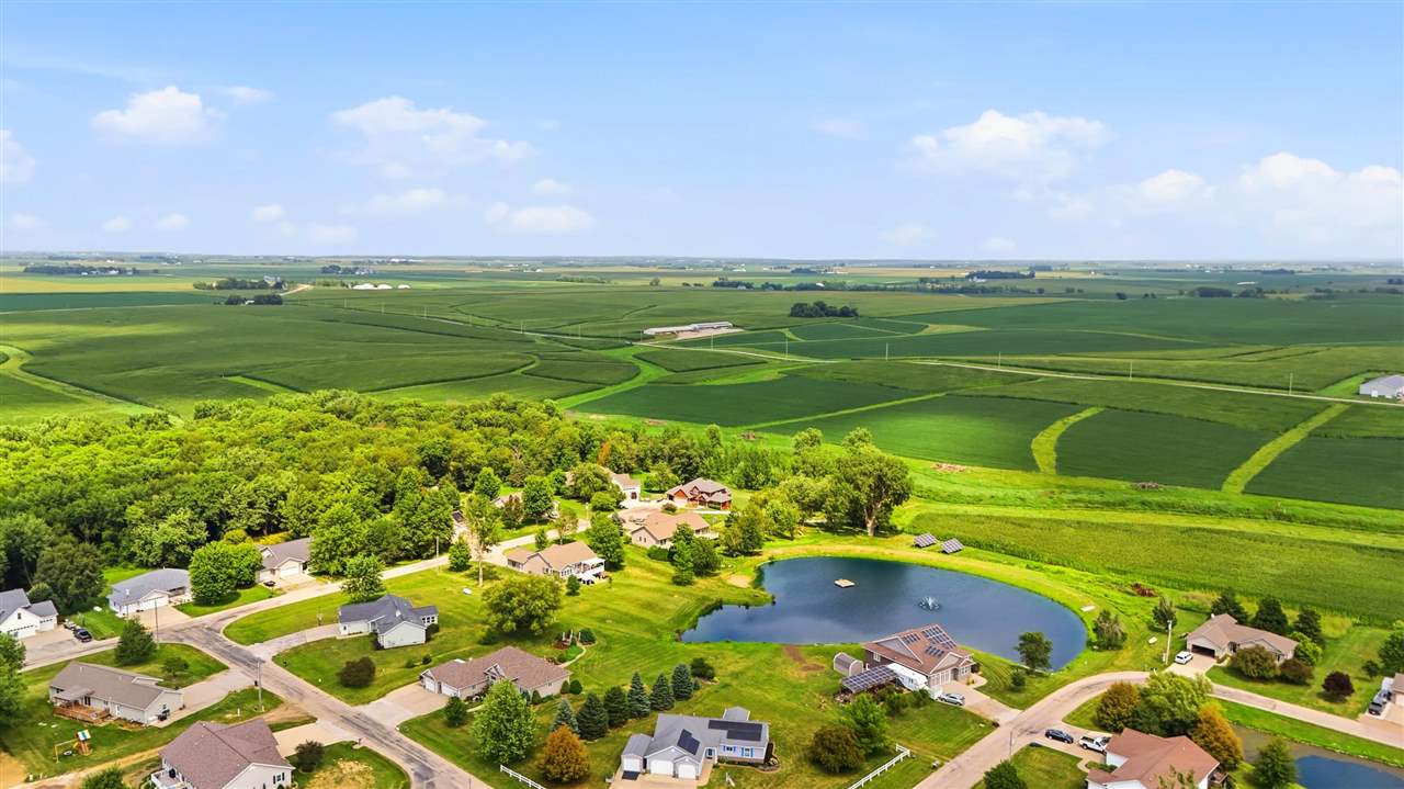 2166 Stewart Drive Washington IA 52353