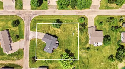 2166 Stewart Drive Washington IA 52353