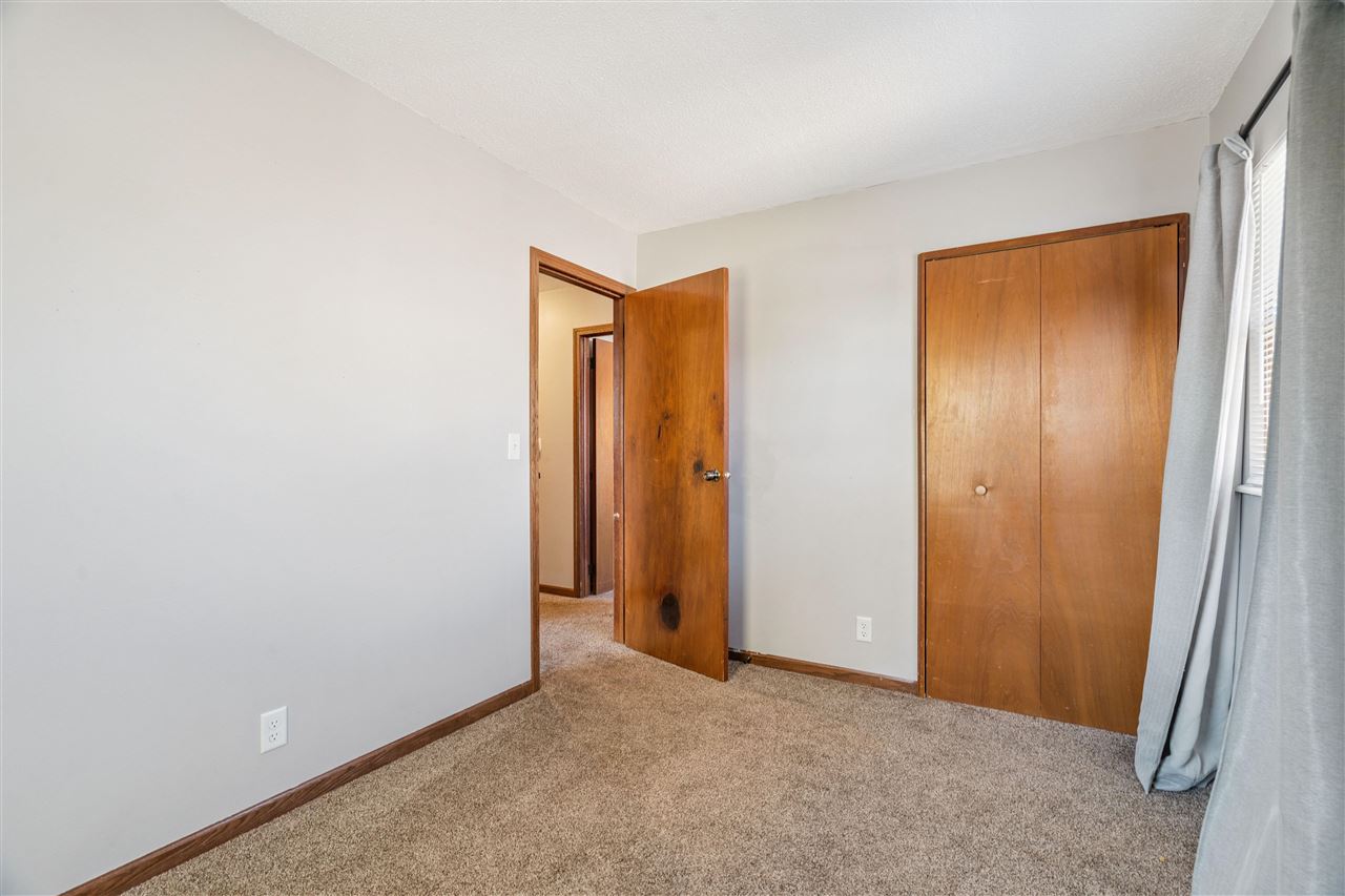 3108 Huxley Lane Cedar Rapids IA 52404