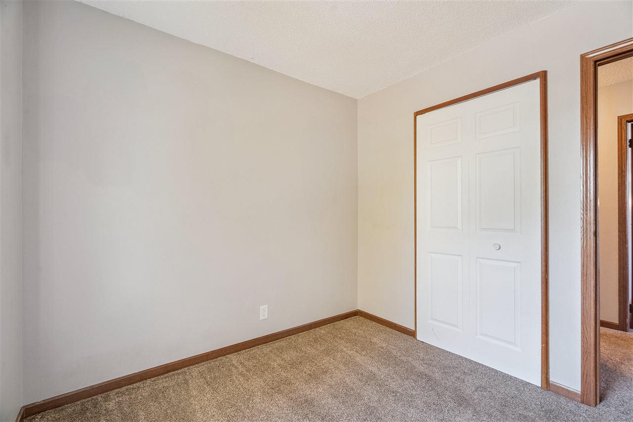 3108 Huxley Lane Cedar Rapids IA 52404