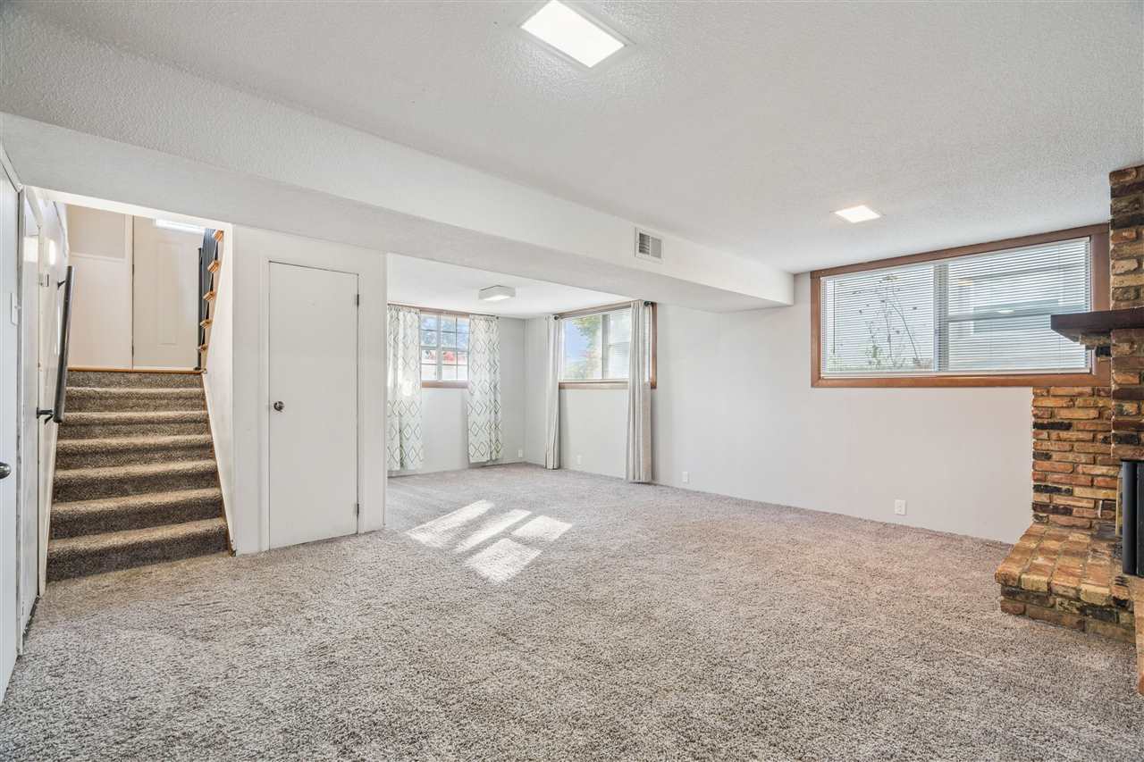 3108 Huxley Lane Cedar Rapids IA 52404