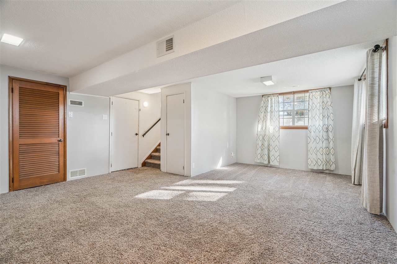 3108 Huxley Lane Cedar Rapids IA 52404