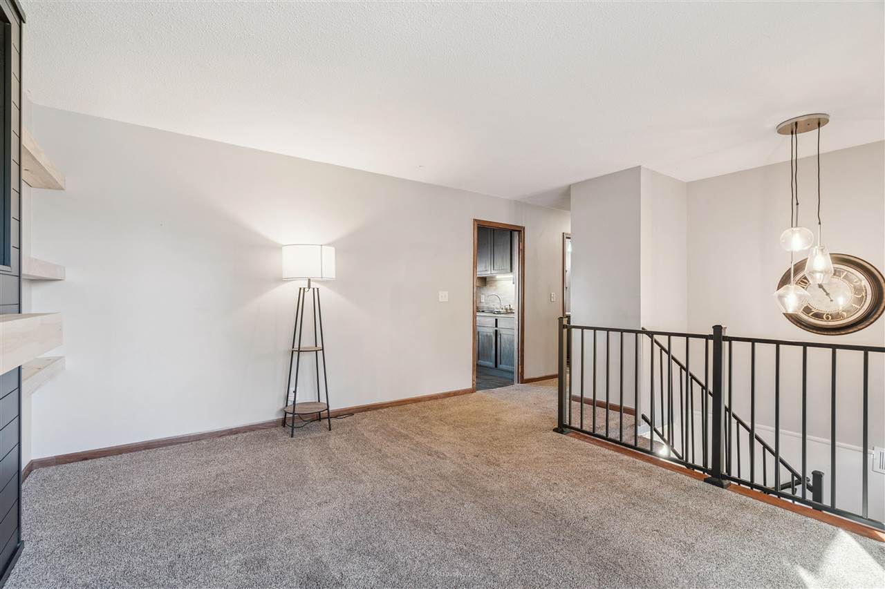 3108 Huxley Lane Cedar Rapids IA 52404