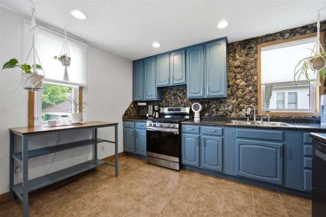816 9th Avenue Marion IA 52302