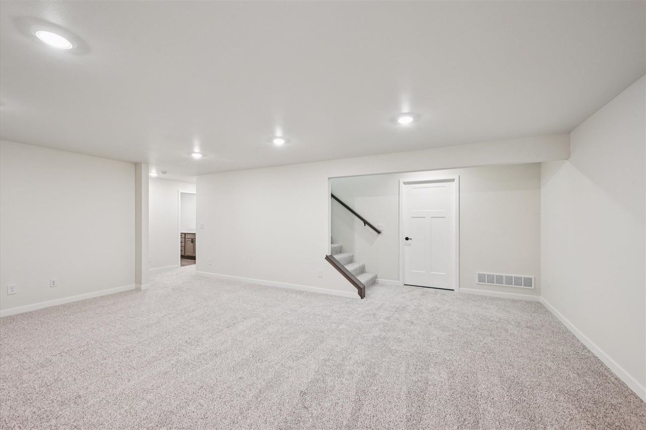 470 S Seven Oaks Road North Liberty IA 52317