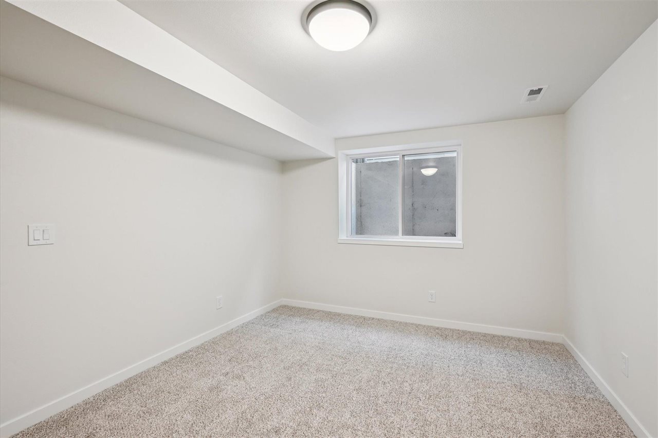 470 S Seven Oaks Road North Liberty IA 52317