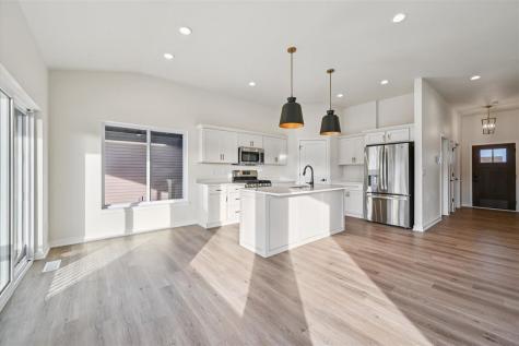 470 S Seven Oaks Road North Liberty IA 52317