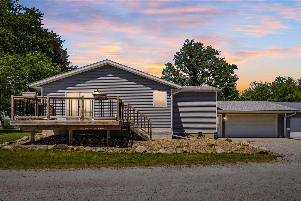 7850 20th Avenue Blairstown IA 52209